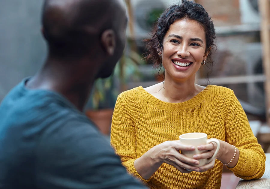 friends have a picnic